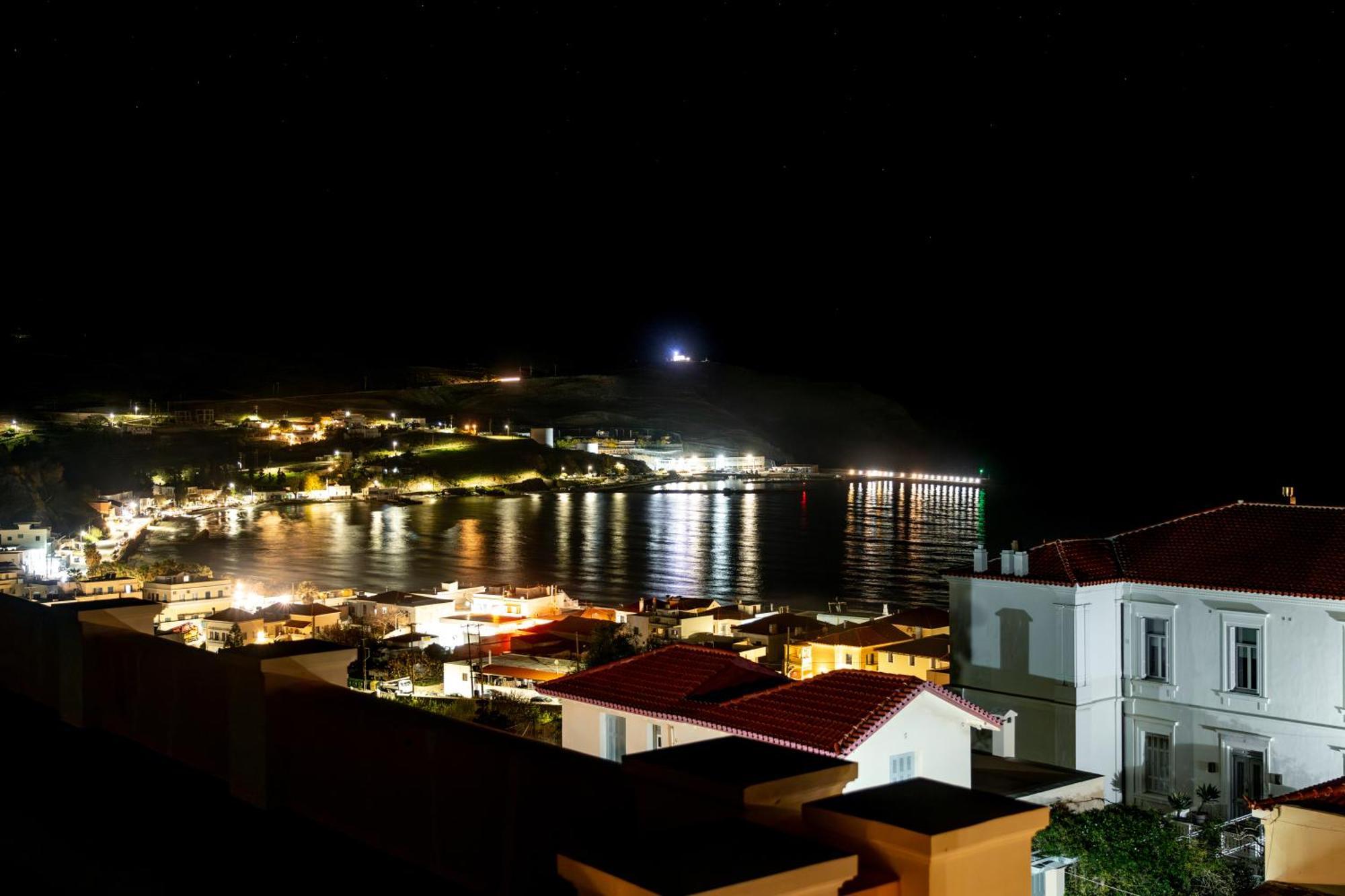 Archontiko Eleni Hotel Ándros Eksteriør bilde
